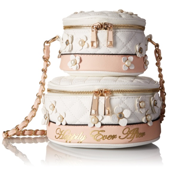 Aldo Handbags - Aldo Rochelle Wedding Cake Crossbody Purse